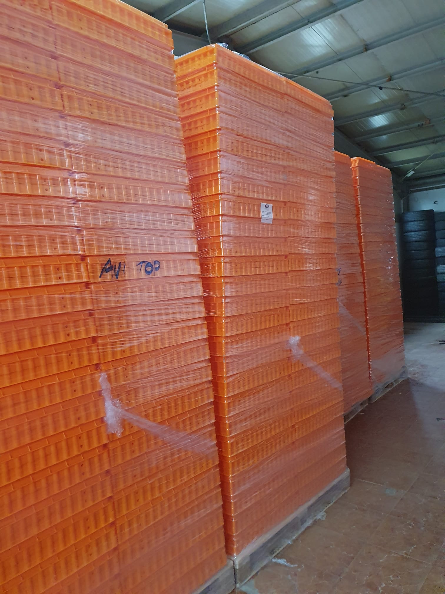 Cușca transport broiler.